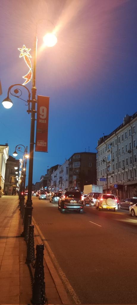 Такая вот картина, на одной стороне свет есть, а на другой нема