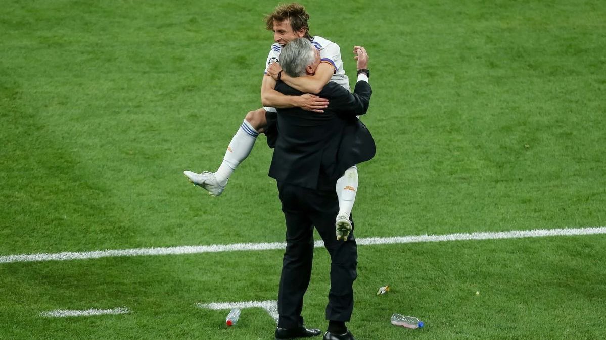 WasilongoRM's tweet photo. Emblemas del madridismo. Gracias y mas gracias. Semper fi. https://t.co/RdC0ZgAXv4