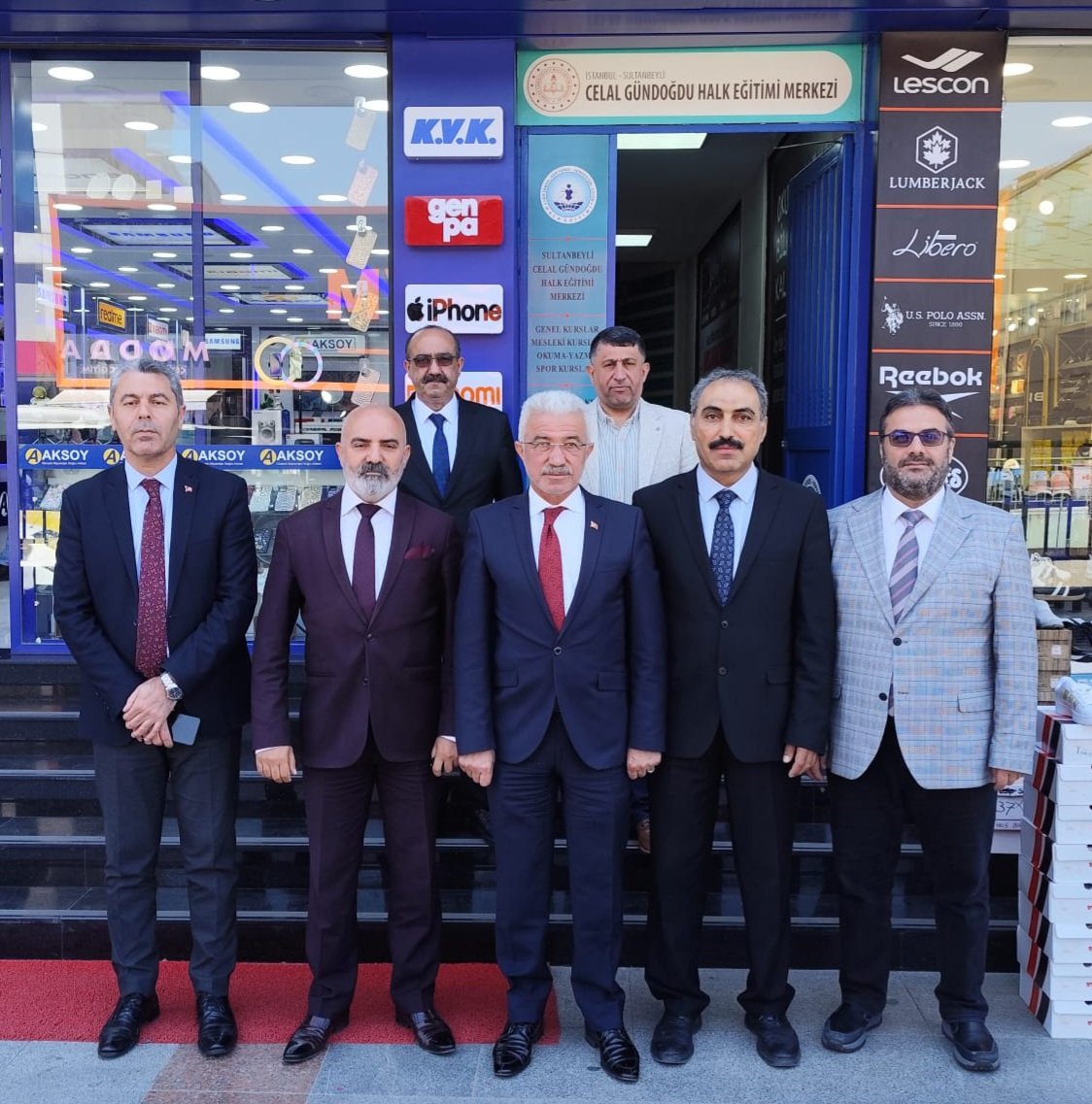 izekier53's tweet photo. Valimiz Sayın Davut GÜL' ün himayeleri ve Müdürümüz Sayın Murat Mücahit YENTÜR' ün liderliğinde ilimizdeki Halk Eğitim Merkezlerinin kapasitesinin arttırılmasına yönelik yapılan kurum bazlı çalışmaları yerinde değerlendirmek üzere Sultanbeyli ilçemizdeyiz.
#HayatBoyuYanınızdayız https://t.co/nWkL42zQQr