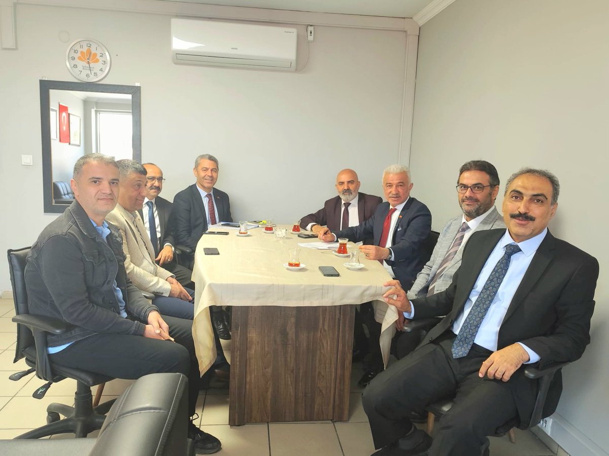 izekier53's tweet photo. Valimiz Sayın Davut GÜL' ün himayeleri ve Müdürümüz Sayın Murat Mücahit YENTÜR' ün liderliğinde ilimizdeki Halk Eğitim Merkezlerinin kapasitesinin arttırılmasına yönelik yapılan kurum bazlı çalışmaları yerinde değerlendirmek üzere Sultanbeyli ilçemizdeyiz.
#HayatBoyuYanınızdayız https://t.co/nWkL42zQQr