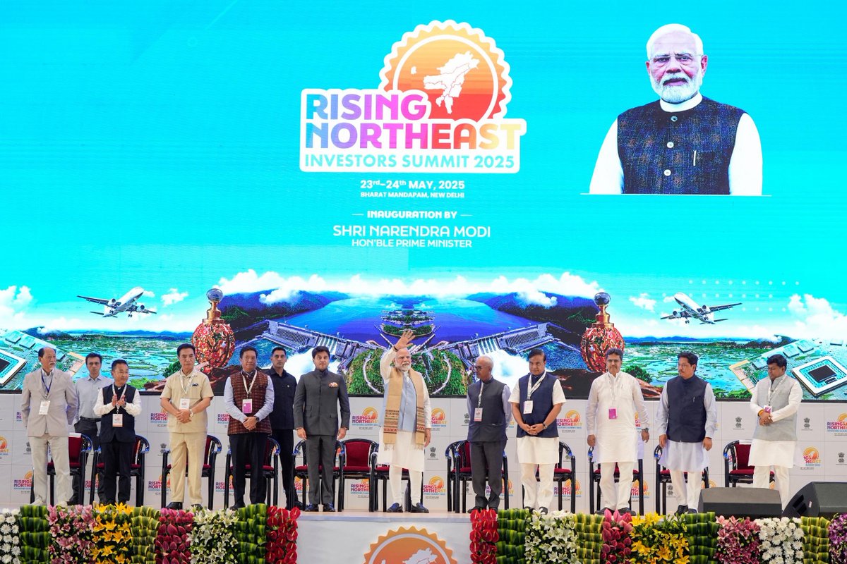 Narendra Modi tweet media