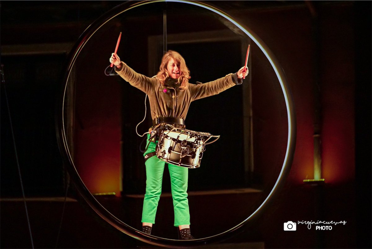 VirCuevas79's tweet photo. ADN, Odisea Vertical
Una escultura de 40 metros cobra vida con danza aérea, circo y música electro-hip-hop.Un viaje al corazón de la evolución humana.
Una proeza artística y tecnológica de #TranseExpress.
🎭ESTRENO EN ESPAÑA HOY EN VALLADOLID🎭
#EspectáculoAéreo
#tacvll25 https://t.co/6kkAnwvy6z
