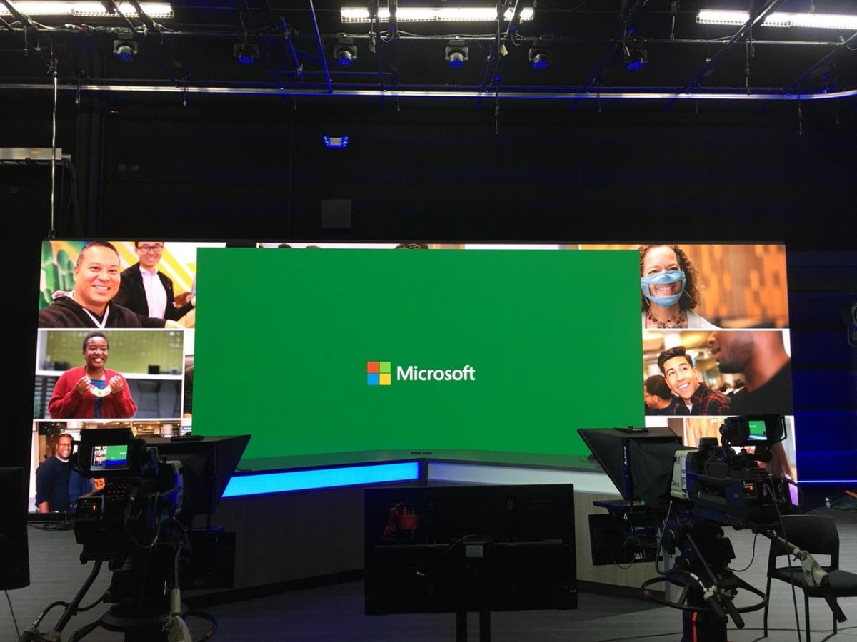 AOTOElectronics's tweet image. Meet AOTO — the name behind the world’s leading intelligent visual systems.
🎬 32 yrs of innovation
🏆 2,000+ patents
🌐 Installed in 70%+ intl airports
🎥 Trusted by Apple, Meta &amp;amp; more
🔗 aoto.com
#AOTO #LEDDisplay #XRStreaming #VisualTech #DigitalContent