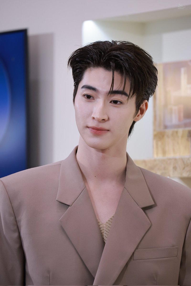 Blueda_15's tweet photo. (23052025)
เหมาะสมกับคำว่า Brand Ambassador of SEKKISEI Lotion ✅
@bluepongtiwat_
@KoseThailand
.
#SekkiseiBlue #น้ำตบโสมเซกิเซบลู
#HolisticBeauty #CleanBeauty
#Kampology #ReturnToOrigins
#KoseThailand #Bluepongtiwat https://t.co/fAhJYLzvxY