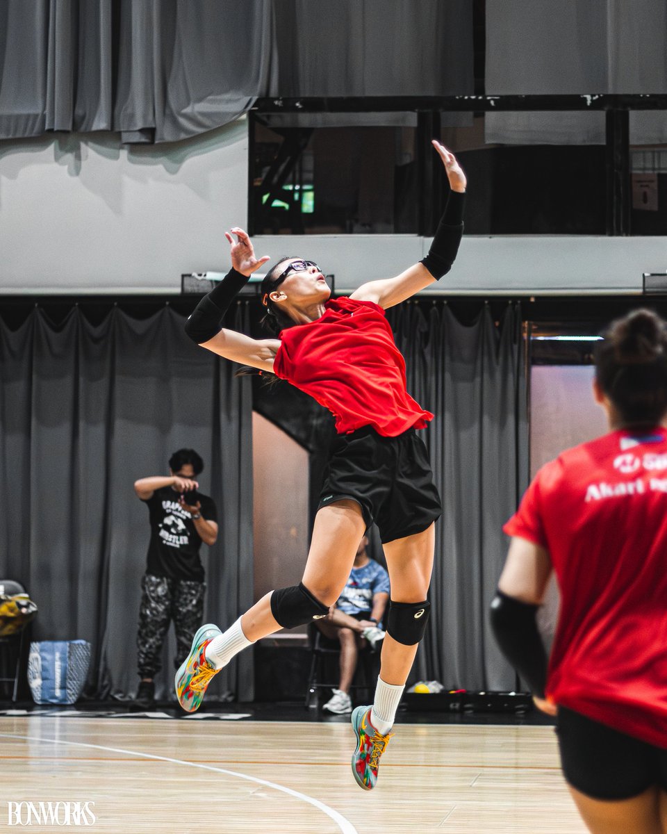 AlasPilipinasVB's tweet photo. Fly, 🇵🇭ALAS Shaina! 
#alaspilipinas #labanpilipinas 
📷 @dcdwine @bonworks_ https://t.co/U1qjsV3DIW