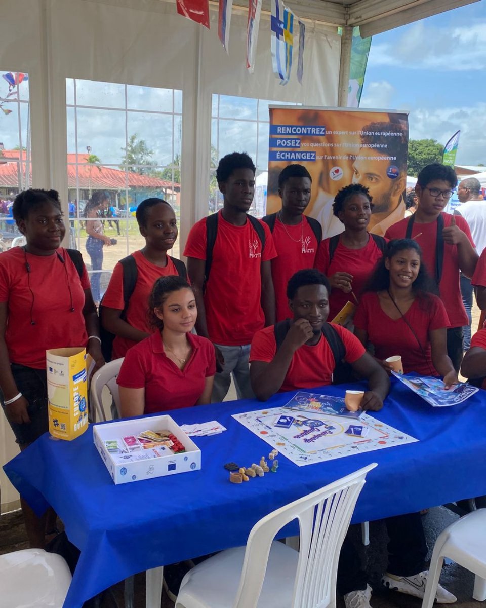 EuropeEnGuyane's tweet photo. Journée de l’🇪🇺 à Macouria !

Alors que les plus jeunes partent à la conquête du continent, les plus grands font leur retour d’expérience sur leur séjour Erasmus  ✨

#fondseuropeens #moisdeleurope #guyane #europeenguyane #erasmus https://t.co/ZHUQtIJwf8