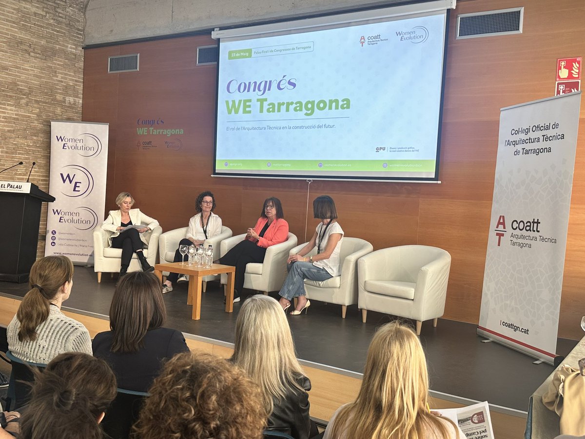 WomenBcn's tweet photo. 📣⭐️ Taula rodona 👩‍💼 Lideratges referents en el sector de la Química de Tarragona amb la participació de 
Sra. Núria Blasco. #Tepsa
Sra. Montserrat Vallverdú. #Repsol
Sra. Pilar Salvá Bestué #Basf 
@coattarragona #SectorQuímic #Lideratge #Tarragona #DonesReferents https://t.co/MvacBrWnLG