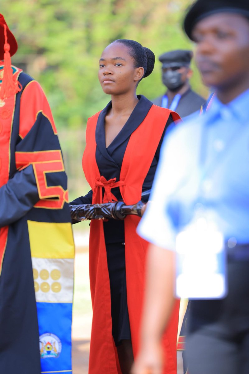 I have been previledged to be the mace bearer today at the 18th Graduation Ceremony For the Award of Postgraduate Diplomas,Ordinary Diplomas and Certificates at ⁦<a href="/OfficialMubs/">Makerere University Business School</a>⁩ Congratulations to all the graduates 🎓