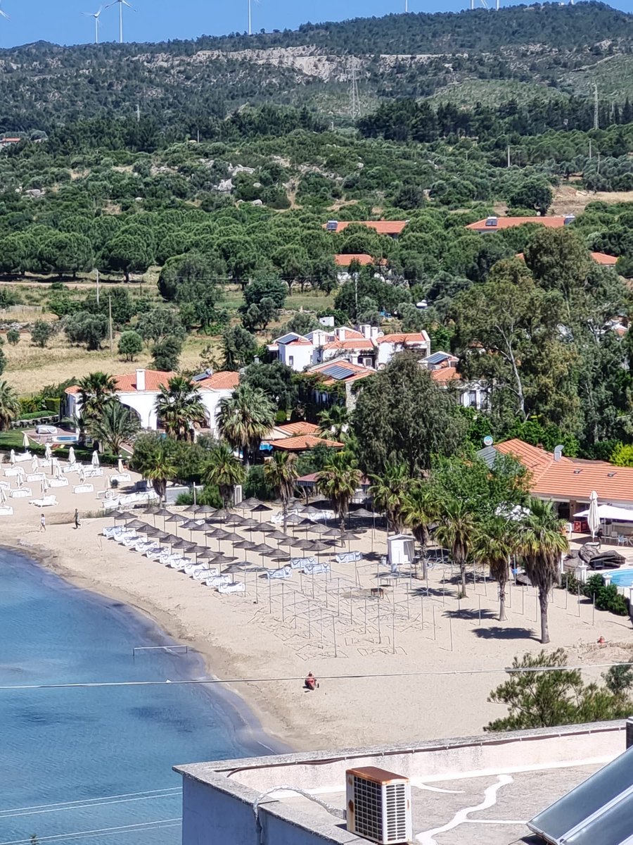 #Datça Karaincir plajında yaza hazırlık!
Otellerin kıyı işgali devam edeceğe benziyor <a href="/datcabelediyesi/">Datça Belediyesi</a> <a href="/herkesicinCHP/">CHP 🇹🇷</a> <a href="/muglabsb/">Muğla Büyükşehir Belediyesi</a>