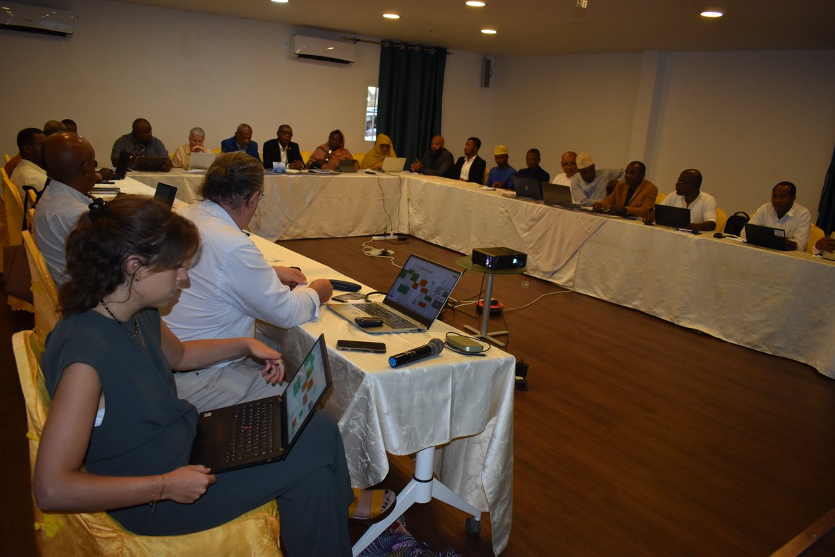 amgcomores's tweet photo. 💻 Hier, nous avons présenté #OpenIMIS, le système d'information qui soutiendra l’#AssuranceMaladieGénéralisée 🇰🇲
➡️ Démonstration en conditions réelles
➡️ Échanges riches avec les partenaires
Un pas de plus vers une gestion numérique, transparente et inclusive de l’#AMG ! https://t.co/uhQq4WVrKw