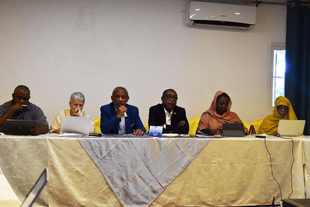 amgcomores's tweet photo. 💻 Hier, nous avons présenté #OpenIMIS, le système d'information qui soutiendra l’#AssuranceMaladieGénéralisée 🇰🇲
➡️ Démonstration en conditions réelles
➡️ Échanges riches avec les partenaires
Un pas de plus vers une gestion numérique, transparente et inclusive de l’#AMG ! https://t.co/uhQq4WVrKw
