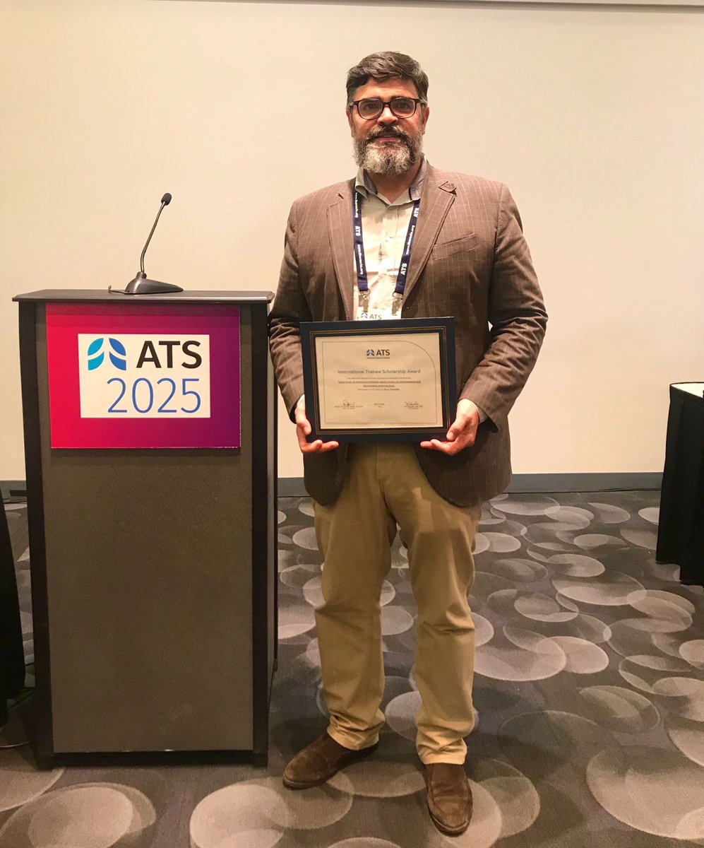 CIBER ISCIII (@ciber_isciii) on Twitter photo Óscar Peñuelas, investigador CIBERES, ha recibido el premio International Trainee Scholarship Award en la reunión anual de la <a href="/atscommunity/">American Thoracic Society (ATS)</a> en San Francisco.
¡Enhorabuena! 👏
#CIBER Óscar Peñuelas, investigador CIBERES, ha recibido el premio International Trainee Scholarship Award en la reunión anual de la <a href="/atscommunity/">American Thoracic Society (ATS)</a> en San Francisco.
¡Enhorabuena! 👏
#CIBER