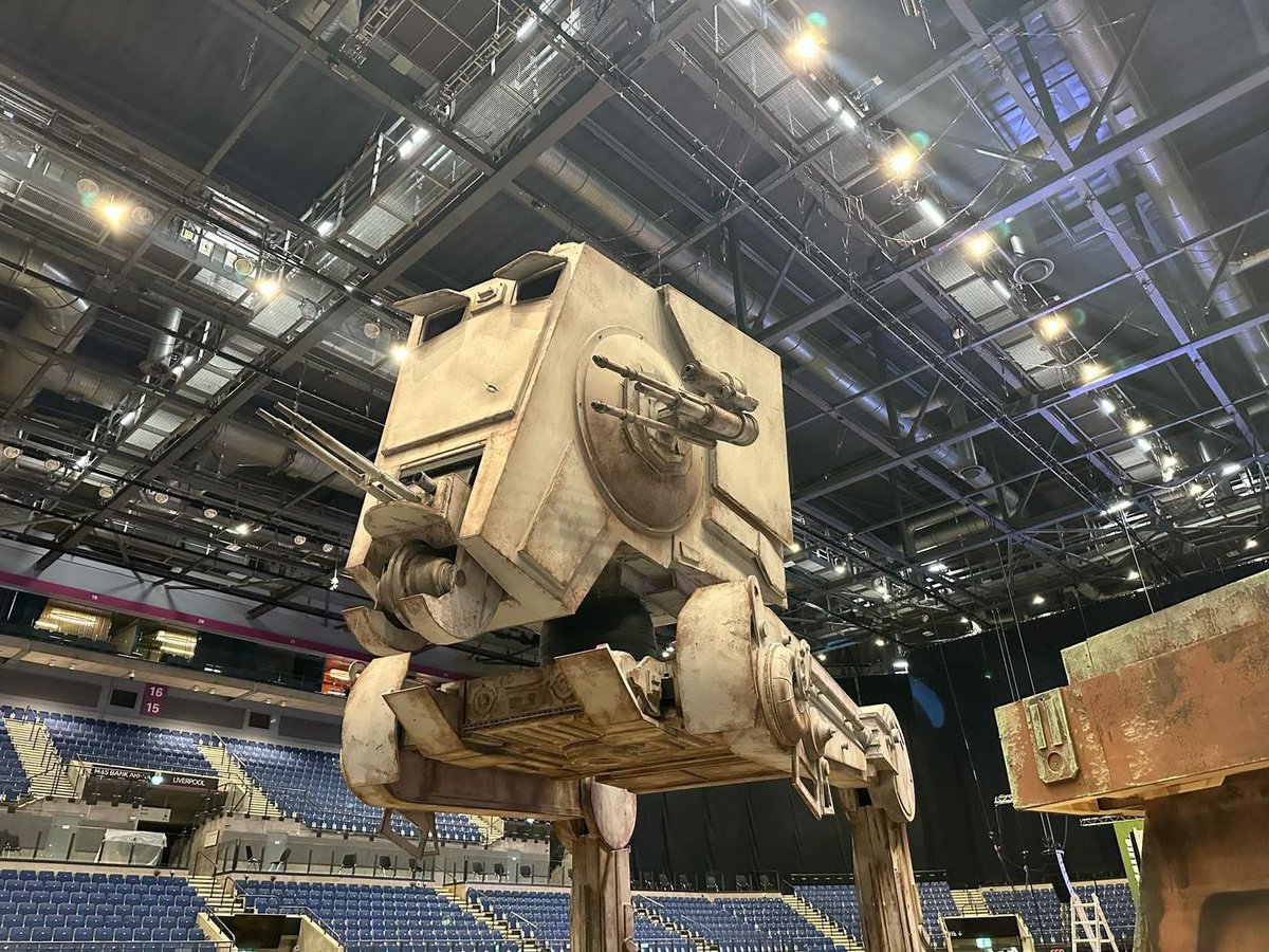 comconmanc's tweet photo. We'll be getting all of the props announced soon for Comic Con Manchester.

With some amazing Star Wars guest onsite, we'll surely have to set up one of our large vehicle props!

Which would you rather see this July...
Give us a Like for the Scout Walker &amp; a RT for the X-Wing.... https://t.co/6yiBBR5Q7e