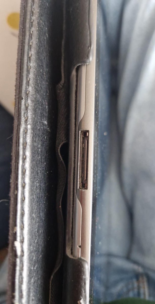 Anyone with a charger like this?