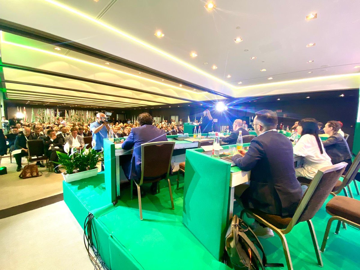 #DanielaFumarola a Bari: “Grazie a tutta la comunità della Cisl Puglia per l’energia e la passione che mette nel suo lavoro, per la capacità di essere sempre in prima linea per dare risposte ai bisogni di un tessuto sociale sempre più diseguale, parcellizzato, segnato da