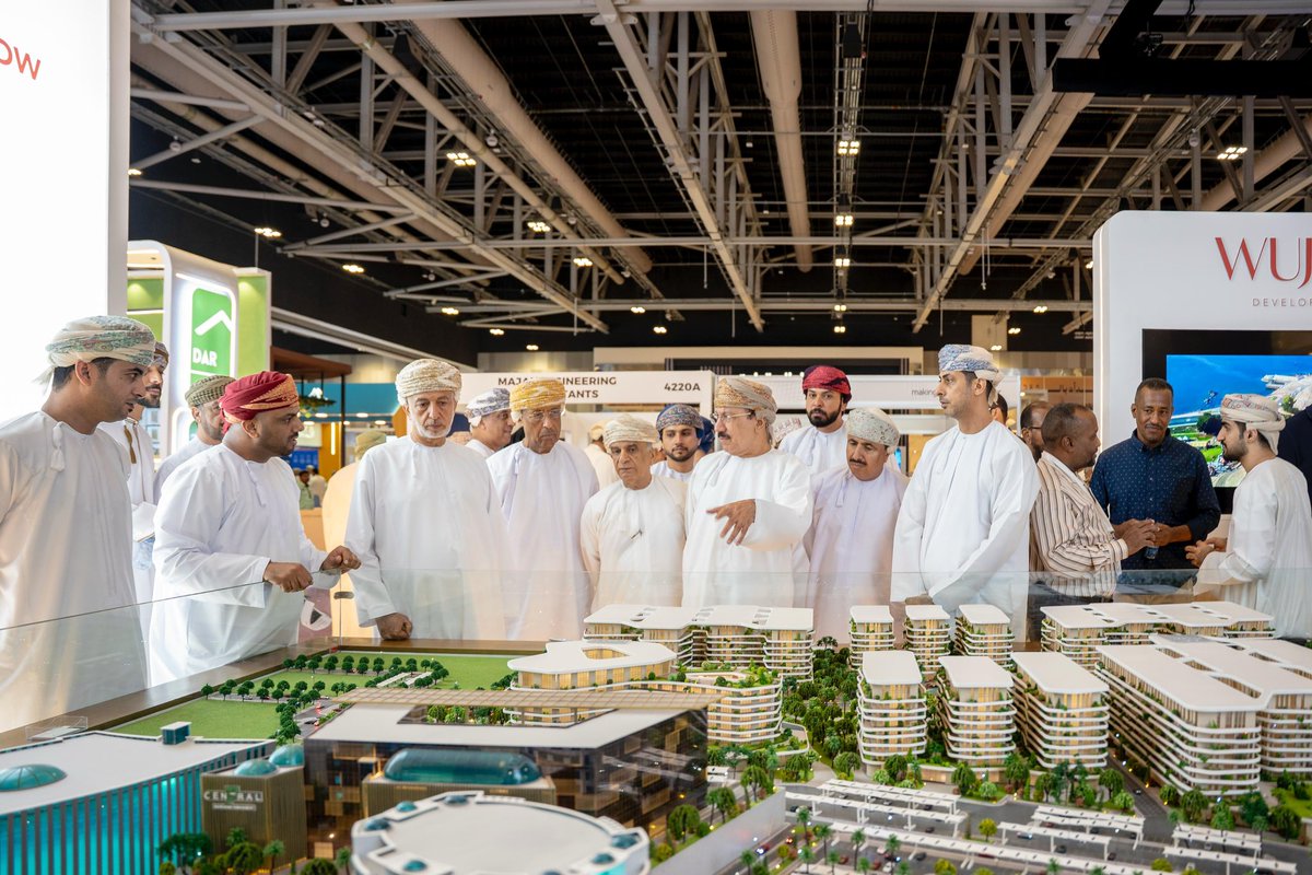 اختتمنا بكل فخر مشاركتنا في معرض عُمان للعقار – أكبر حدث عقاري في السلطنة 🇴🇲

مرة أخرى، كانت وجهة حاضرة كراعي رئيسي لهذا الحدث البارز. مشاركتنا هذا العام كانت مختلفة بكل المقاييس – من التصميم المميز لجناحنا، إلى اللقاءات المثمرة التي جمعتنا بمهنيين ومهتمين بالسوق العقاري.

نؤمن