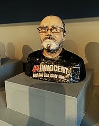 AAFAI_org's tweet photo. Andy Malkinson bust at @Pitzhanger Gallery, as reported in @InsideTimeUK
#InnocenceArt @EmpowerInnocent #NotTheOnlyOne https://t.co/y26kgmSlGq