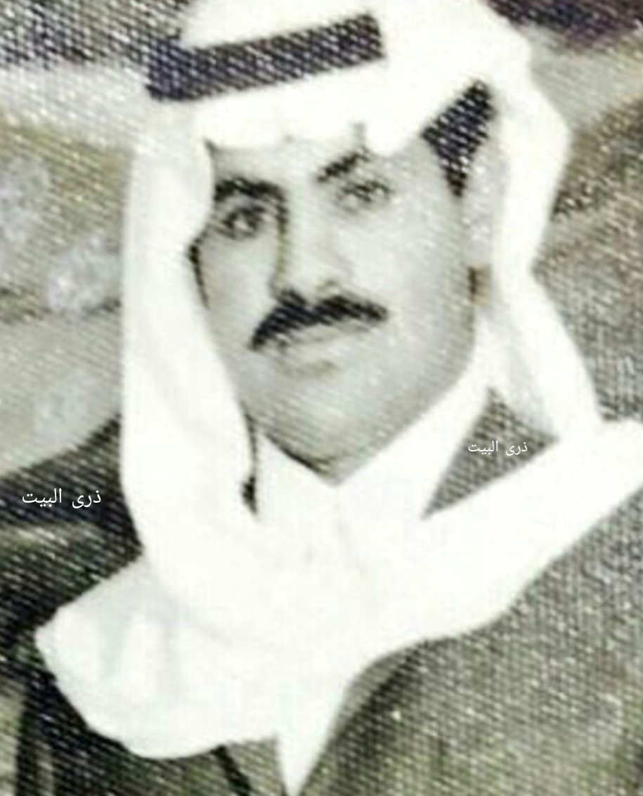 nawafalhamly's tweet photo. عبدالله جاعد الشاوي الضابط " الشهم " الذي كان يغرف الطيب من صحراء بلا حدود وبحر بلا ساحل ،، بو مشعل رحمه الله كان حاضرا ، جامعا ،  محبوبا مفطورا على الكرم والوفاء ومترفعا عن مسالك الصغائر سيبقى فى ذاكرة الناس وفى ذاكرة من لمس حبه قبل وبعد رحيله رحمه الله . https://t.co/vckskIsWCD