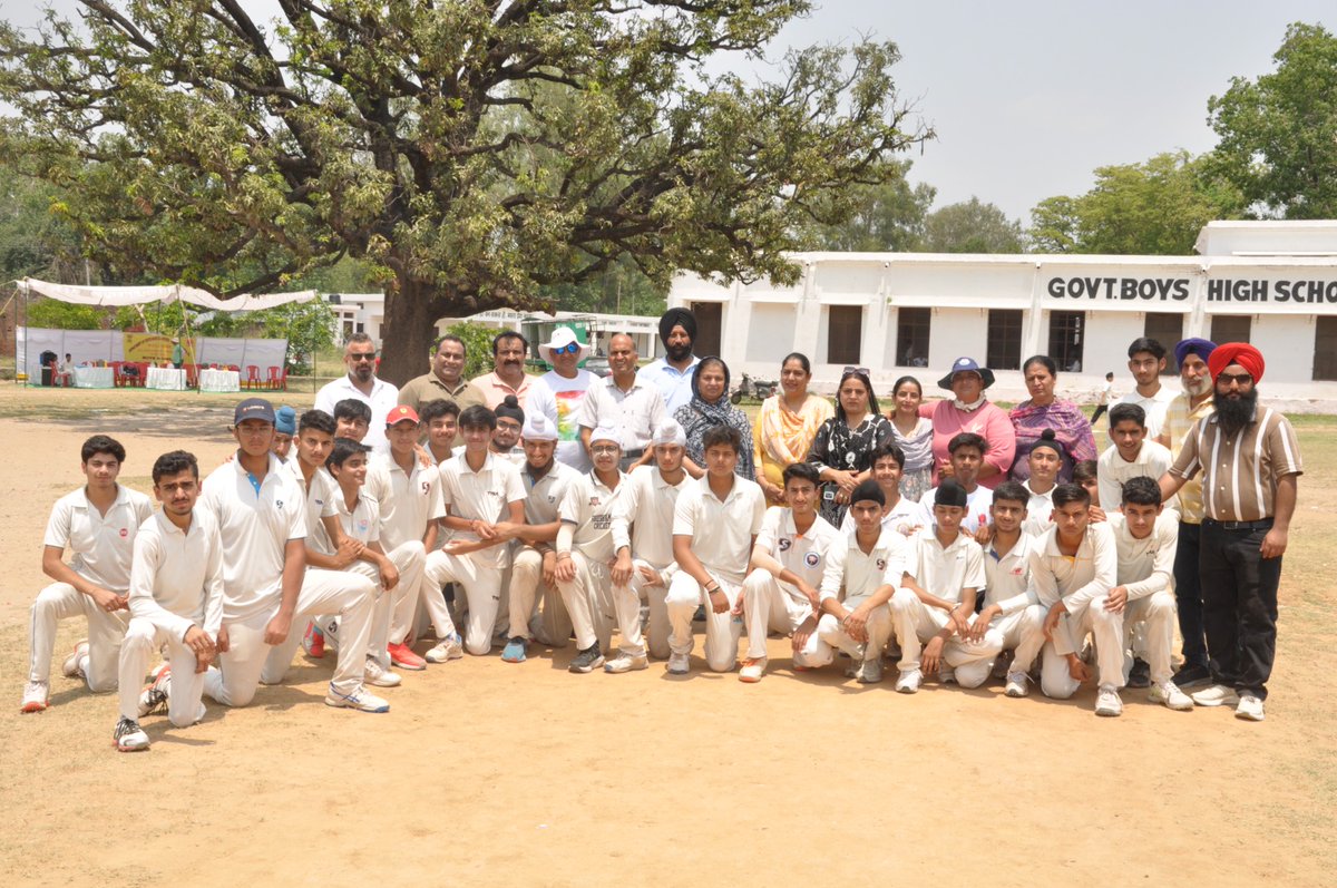 DyssoJ's tweet photo. YS&amp;S District Jammu Shines in mega sports events, organized, under the patronage of Worthy Director general youth services and sports, JkUT, and under the able guidance of of Joint Director, YSS  along with overall supervision of Dysso Jammu sh Sukh Dev RaJ Sharma. https://t.co/XxbCe2NNxv