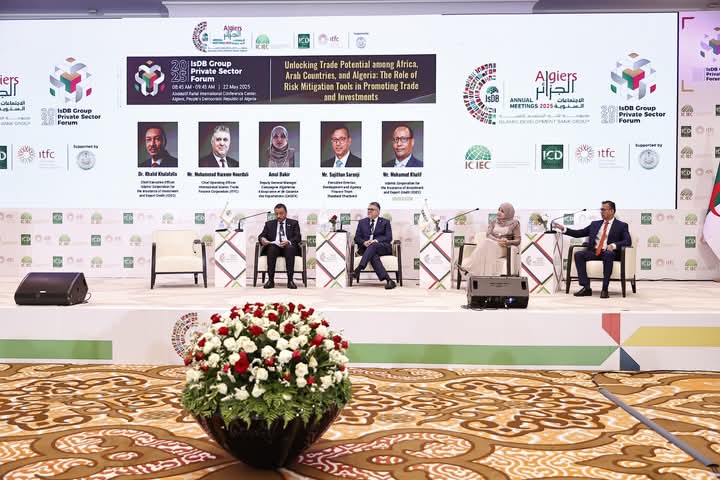 وزارة المالية الجزائرية tweet media