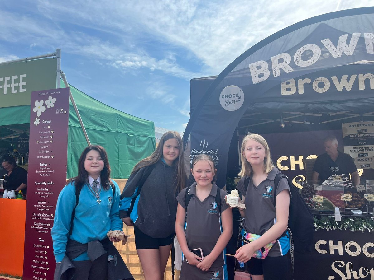Languages, Literacy and Communication (@tonyrefailllc) on Twitter photo TCS have arrived at The Hay Festival 2025 🎉 What a day to attend ☀️#hayfestival2025 <a href="/tonmiddleschool/">TonMiddleSchool</a> TCS have arrived at The Hay Festival 2025 🎉 What a day to attend ☀️#hayfestival2025 <a href="/tonmiddleschool/">TonMiddleSchool</a>