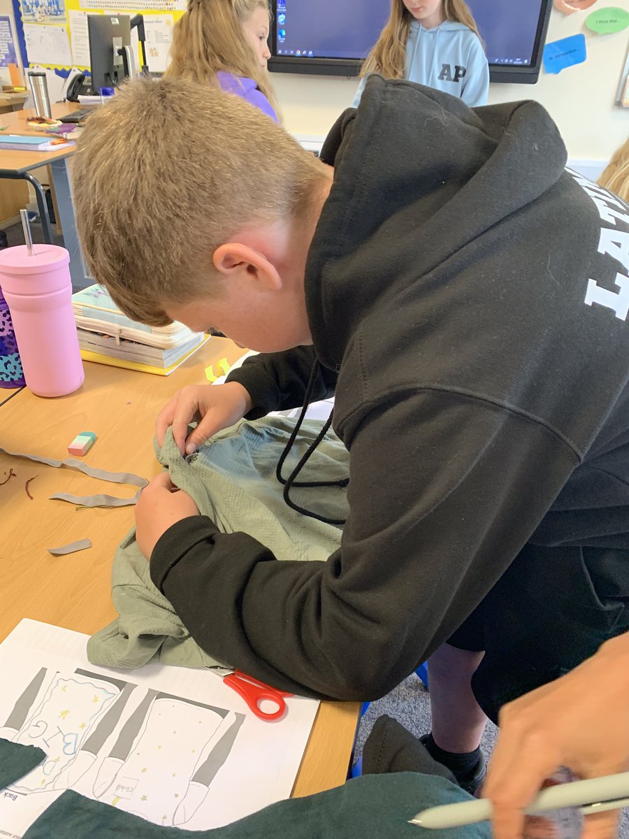 latimerprimary's tweet image. #Class6VL have been very creative this morning: up-cycling t-shirts. They have disappeared for lunch. I hope they help me to tidy later! #LatimerDandT