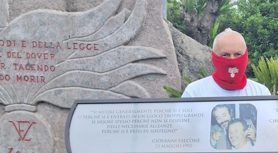 #stragedicapaci #GiovanniFalcone  Dal Circo ancora parole vuote. Togliere il voto e il lavoro ai parenti dei mafiosi detenuti  se non collaborano. Così  si onorano  i caduti contro la Mafia.
Disprezzo per le vipere che lo abbandonarono allora e oggi lo celebrano #capitanoUltimo