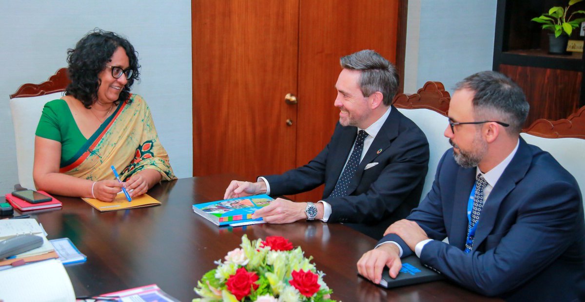 Marc-André Franche (@mafrancheun) on Twitter photo Pleased to meet with Prime Minister <a href="/Dr_HariniA/">Dr. Harini Amarasuriya</a>.
As we celebrate 70 years of partnership between the <a href="/UN/">United Nations</a> and Sri Lanka this year, I was glad to present the <a href="/UNSriLanka/">UN in Sri Lanka</a> 2024 Results Report and discuss how we can support the country to accelerate progress in key priority areas. Pleased to meet with Prime Minister <a href="/Dr_HariniA/">Dr. Harini Amarasuriya</a>.
As we celebrate 70 years of partnership between the <a href="/UN/">United Nations</a> and Sri Lanka this year, I was glad to present the <a href="/UNSriLanka/">UN in Sri Lanka</a> 2024 Results Report and discuss how we can support the country to accelerate progress in key priority areas.