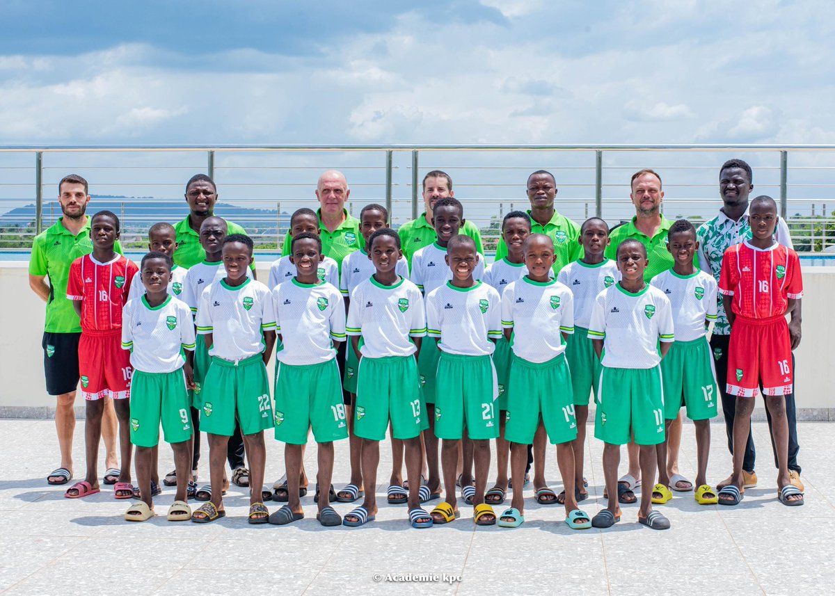 academie_kpc's tweet photo. ⚽️ 𝐏𝐫𝐨𝐦𝐨𝐭𝐢𝐨𝐧 3 - | 𝐒𝐞𝐩𝐭𝐞𝐦𝐛𝐫𝐞 2025
▪︎C'est désormais Officiel, nous vous présentons la 3éme Promotion.
▪︎Welcome à vous jeunes talents !!!
----
#AcademieKpc #match #promotion3
@th_guillou https://t.co/wVHK55XyPy