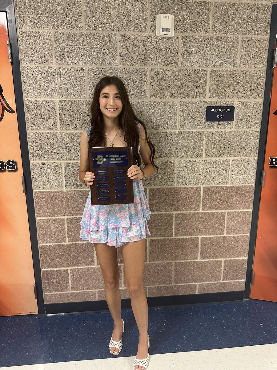 I was honored to receive the Brandeis HS Girls Soccer Offensive MVP this season. I couldn’t have done this without my amazing teammates! Thanks <a href="/BHS_GRLSSoccer/">Brandeis HS Girls Varsity Soccer</a> for the recognition 🧡💙