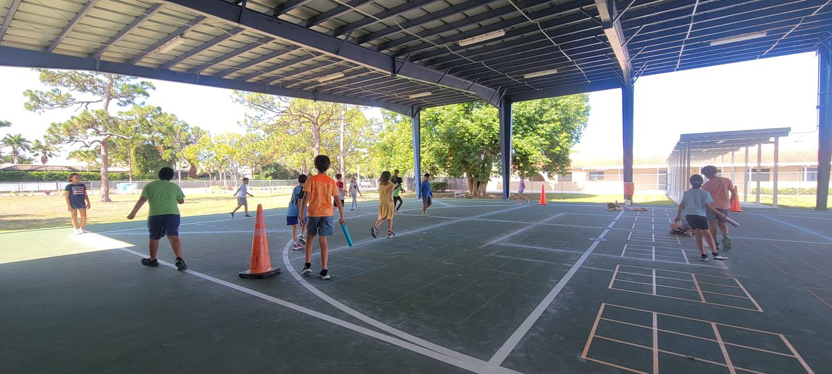 PE at Naples Park Elementary tweet media