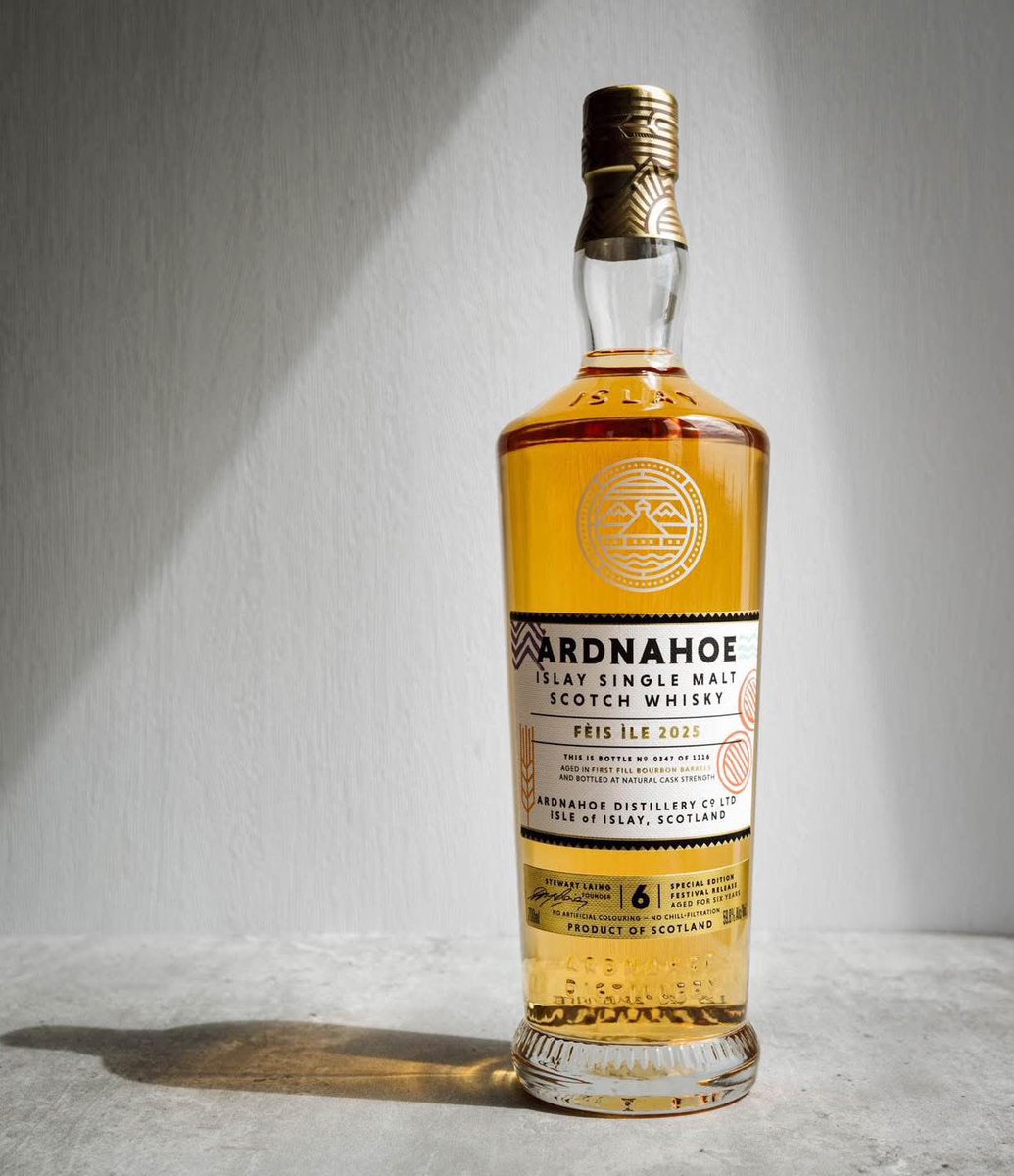 Presenting our second ever Fèis Ìle bottling - 1116 bottles of a 6 year old drawn from first-fill bourbon barrels. 

Offered at a natural cask strength of 59.8%, and priced at £85. 

Available exclusively at the distillery on Wednesday 28th May from 12pm. #Islay