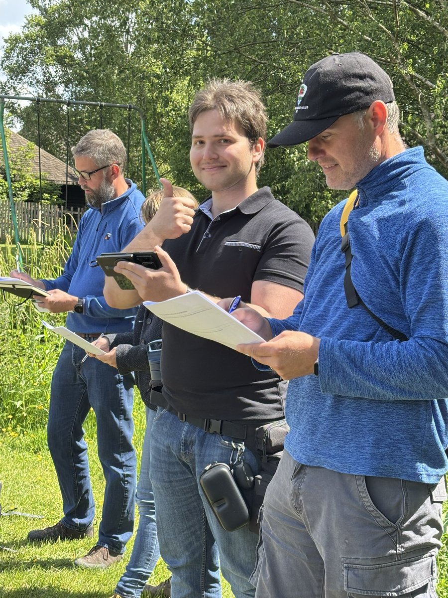 Dr Becky Kitchen tweet media