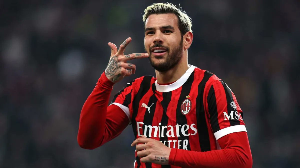 SimoneCristao's tweet photo. Milan-Theo: facciamo chiarezza

La stagione di Theo è stata ampiamente insufficiente ma:

1. NON ha MAI chiesto 8M per rinnovo
2. NON è stato MAI proposto rinnovo a 4M
3. Contatti con agente sono pressochè nulli da un anno 4. Ok Milan a cessione Como a gen. senza neppur avvisarlo https://t.co/RP1LevBIth