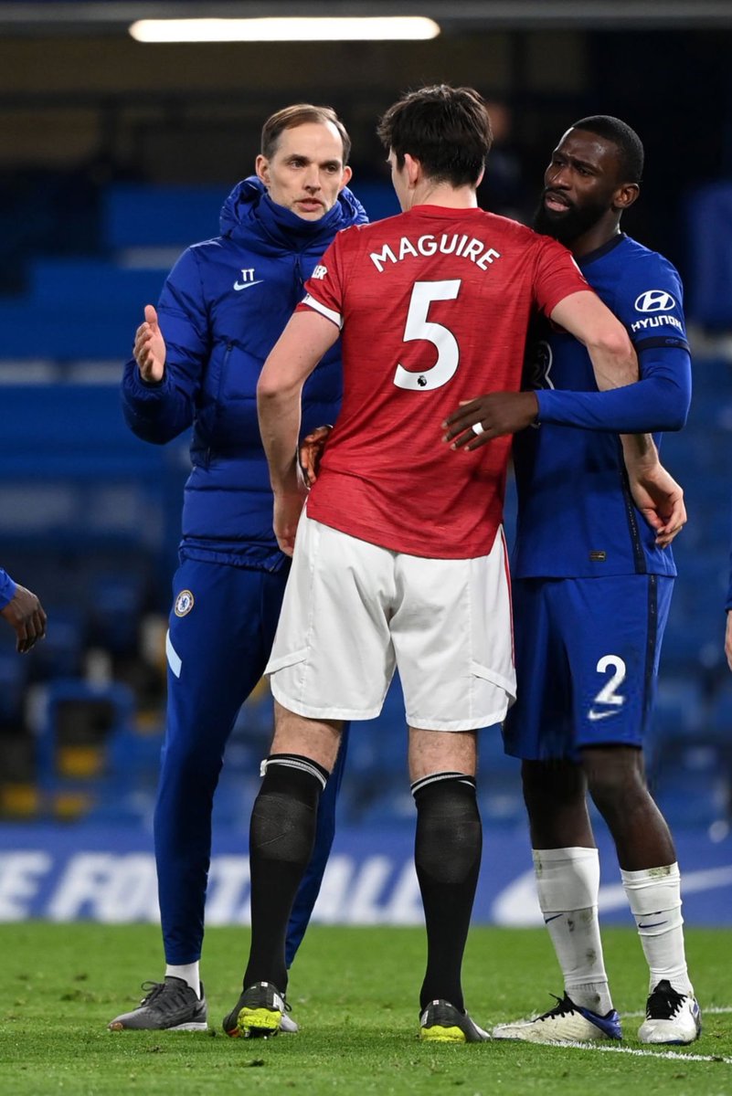 🚨Thomas Tuchel on Maguire:

“He’s always in my thoughts. He covers the position of the Central defender but also as a Number 9 as you know! He is always a threat from set pieces, he’s a big personality &amp; he steps up also in difficult times as you can see in his club.”

“At the