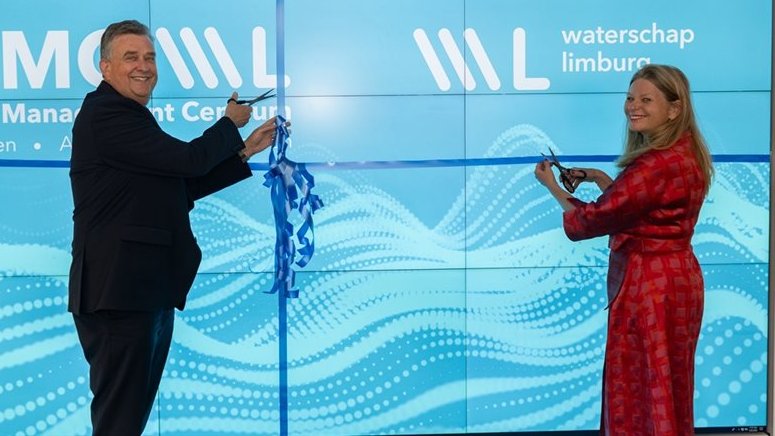 De Limburgse neerslagontwikkelingen, het watersysteem en de waterkeringen worden sinds deze week 24/7 gemonitord in een nieuw centrum. Het Watermanagementcentrum van Waterschap Limburg probeert overstromingen zo vroegtijdig te voorkomen. Lees meer op: bit.ly/43xK5yJ