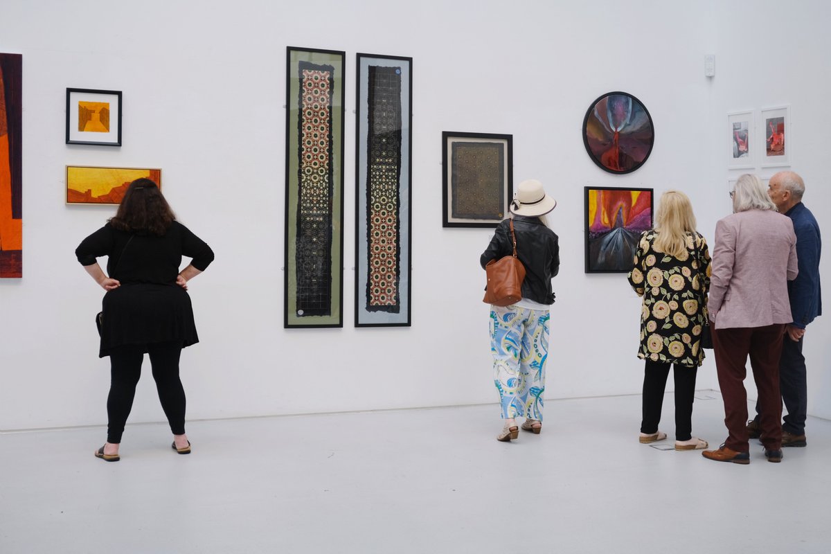 ruth_millington's tweet photo. Earlier this year, 20 artists joined me for an intensive, 10-week 'Get Gallery Ready' bootcamp. Last night, we opened their group show 'Belongings' @coretheatresol where things were a little emotional! I'm so proud of this collective, please do visit the exhibition! ✨️ https://t.co/r6hreCCTRB