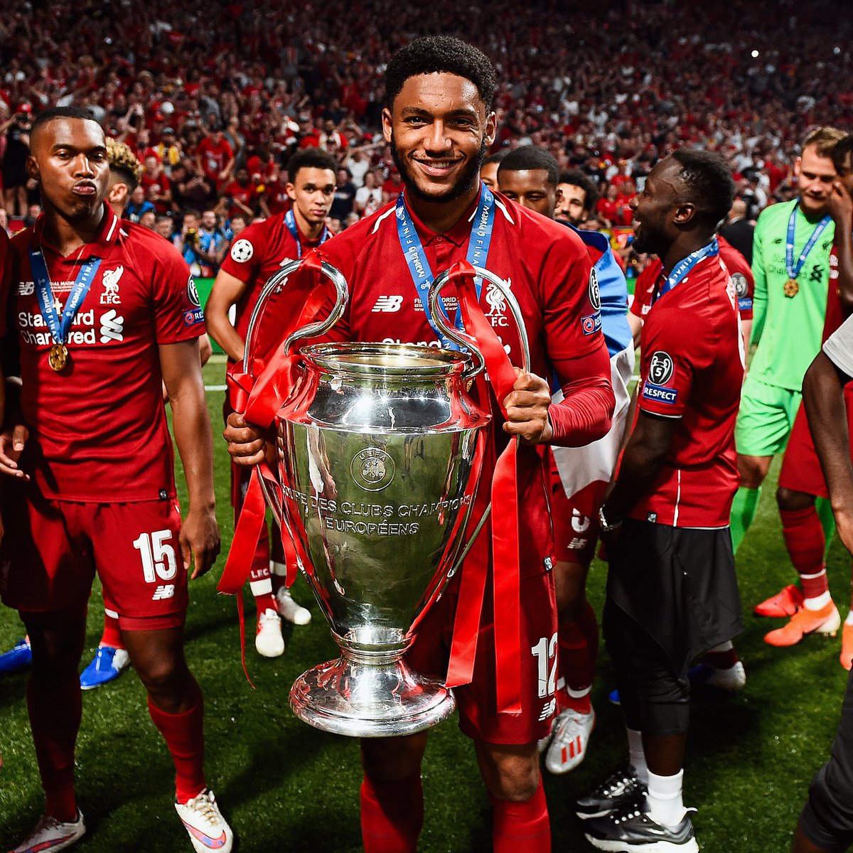 marypeterson_28's tweet photo. Happy Birthday, Joe Gomez! 🎉Here’s to one of the most versatile and loyal Reds in the squad solid at the back,humble off the pitch, and always ready to step up.Wishing you good health,great football and more silverware to come.Have a boss day,lad! ❤️ #YNWA #RedThroughAndThrough https://t.co/TehpkKao96