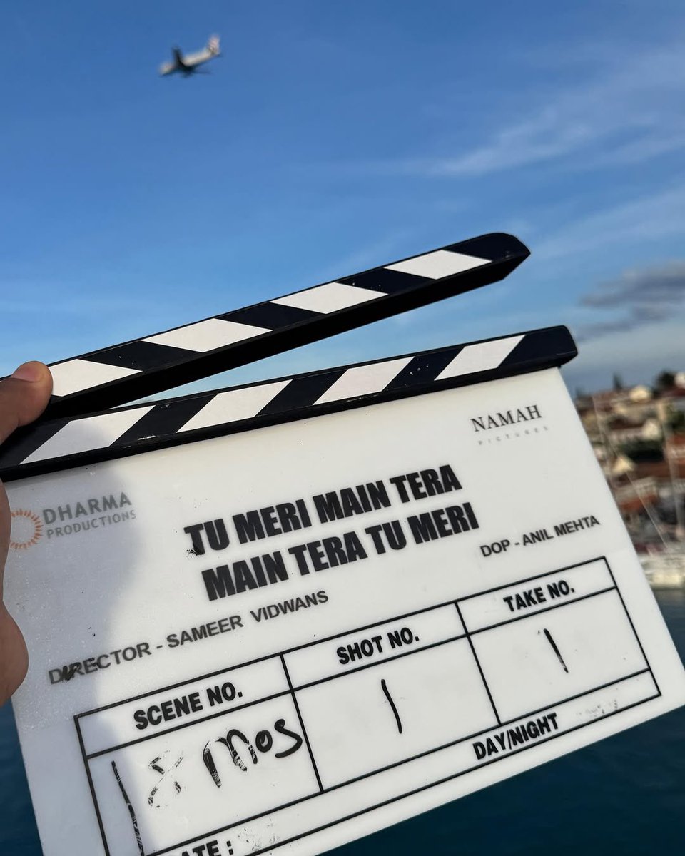 Saat samundar paar hum <a href="/TheAaryanKartik/">Kartik Aaryan</a> + his new look ke peeche peeche aa hi gaye!

#TuMeriMainTeraMainTeraTuMeri shoot begins now🎬