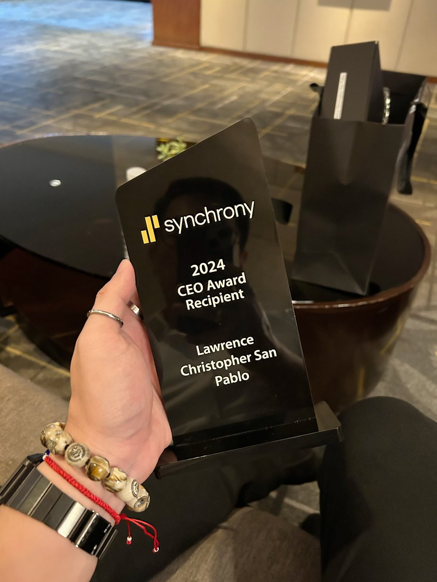 lawrenceiguchi's tweet photo. 2 months have passed since I learned about getting this award. To my leaders in WPO and SYF, thank you for appreciating my “I’m just doing my job and what’s expected of me.” A reminder that what I do, in the eyes of others, is good enough and beyond recognized and valued. https://t.co/xkoCkp30VE