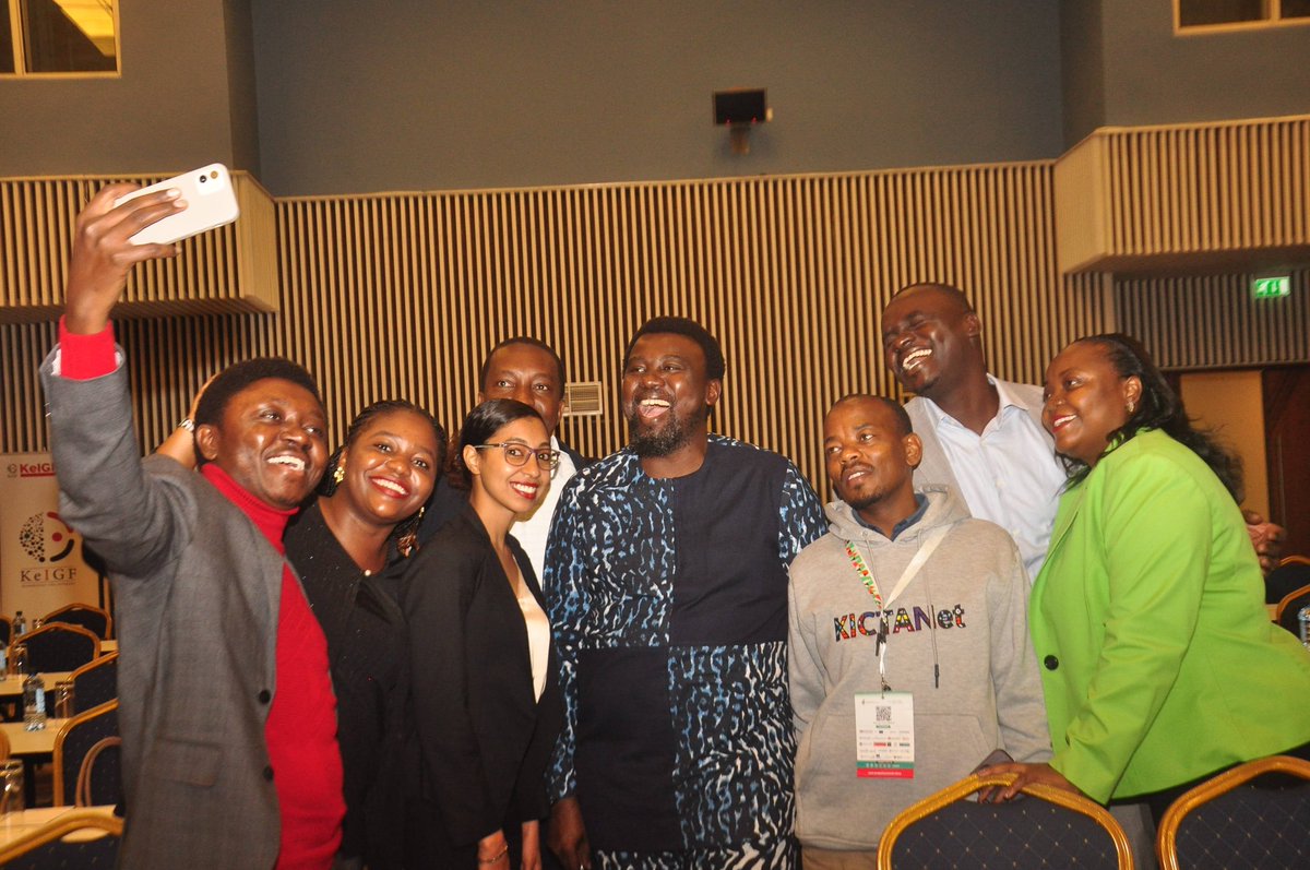 femtechXlaw's tweet photo. It was with great pleasure and honour to attend the EAIGF under the theme;Advancing East Africa’s digital governance together.
We participated in different discussions including AI policies, Child online Policies, cybersecurity, data protection and Privacy laws.
#EAIGF #inclusion https://t.co/XFw6tlmyF1