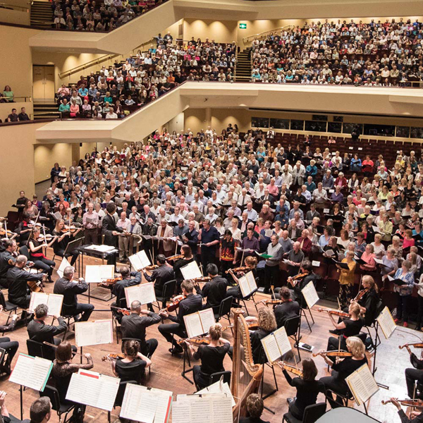 Be royally entertained at this year’s Drivetime Concert by joining our famous Drivetime Choir &amp; singing Hubert Parry’s thrilling choral masterpiece Blest Pair of Sirens with the world famous <a href="/the_halle/">The Hallé</a> Orchestra in the Royal Concert Hall on Fri 13 June 
ℹ️ trch.co.uk/drivetime-choi…