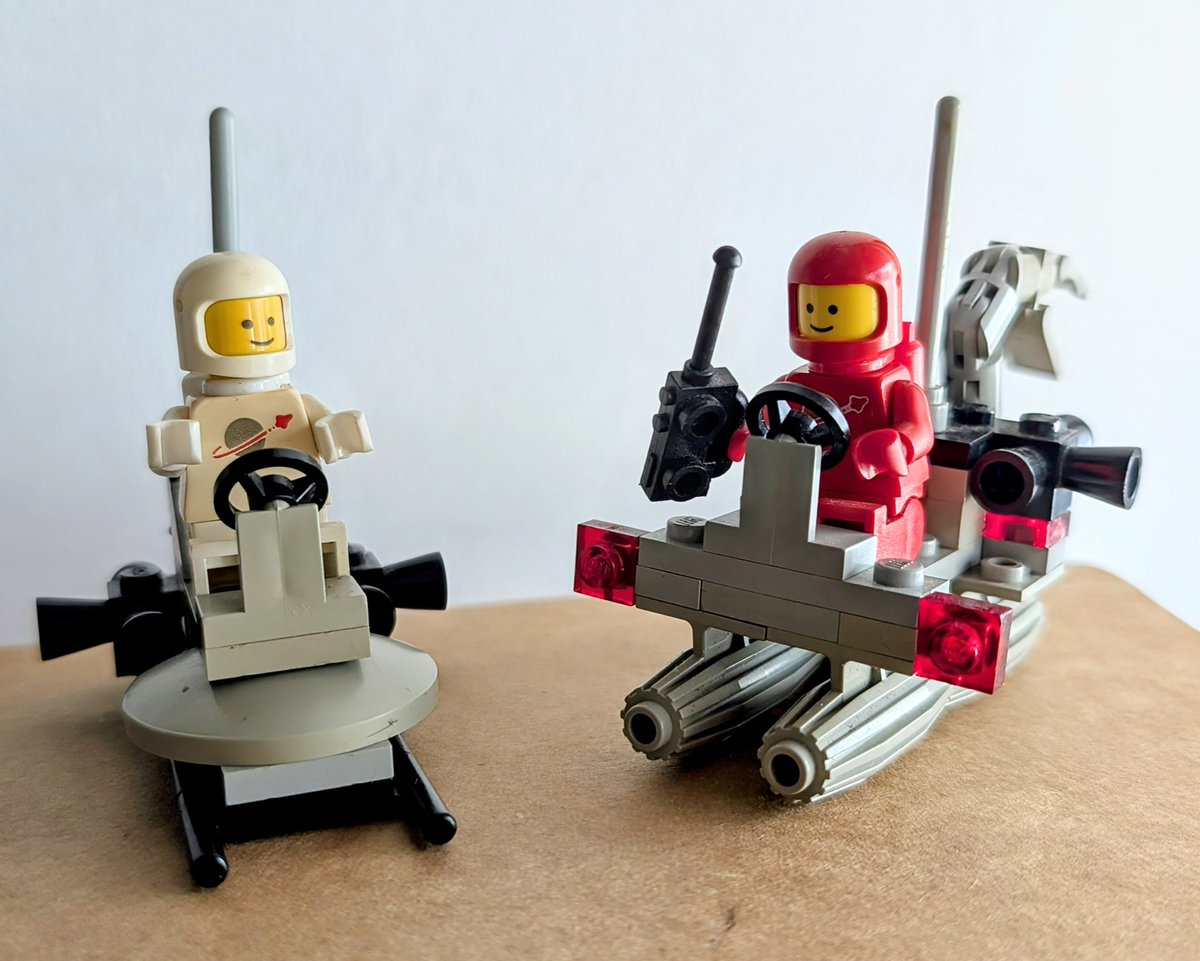 elementalPaul's tweet image. I found these wee guys in a box, I'd forgotten that I still had them. LEGO Space Moon Buggy &amp;amp; Space Digger. #LEGO #LEGOSpace