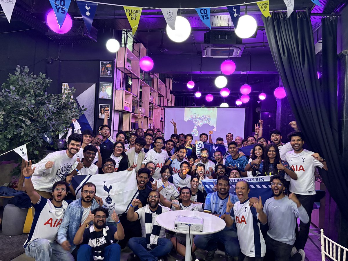 bangalorespurs's tweet image. Under the warm Bangalore skies, thousands of miles from home, we stood — eyes fixed, hearts racing, voices rising. In that final whistle, tears met triumph. 

Tottenham Hotspur, kings of Europe. We dared to dream, and tonight, that dream wore Lilywhite.

#COYS
#THFC