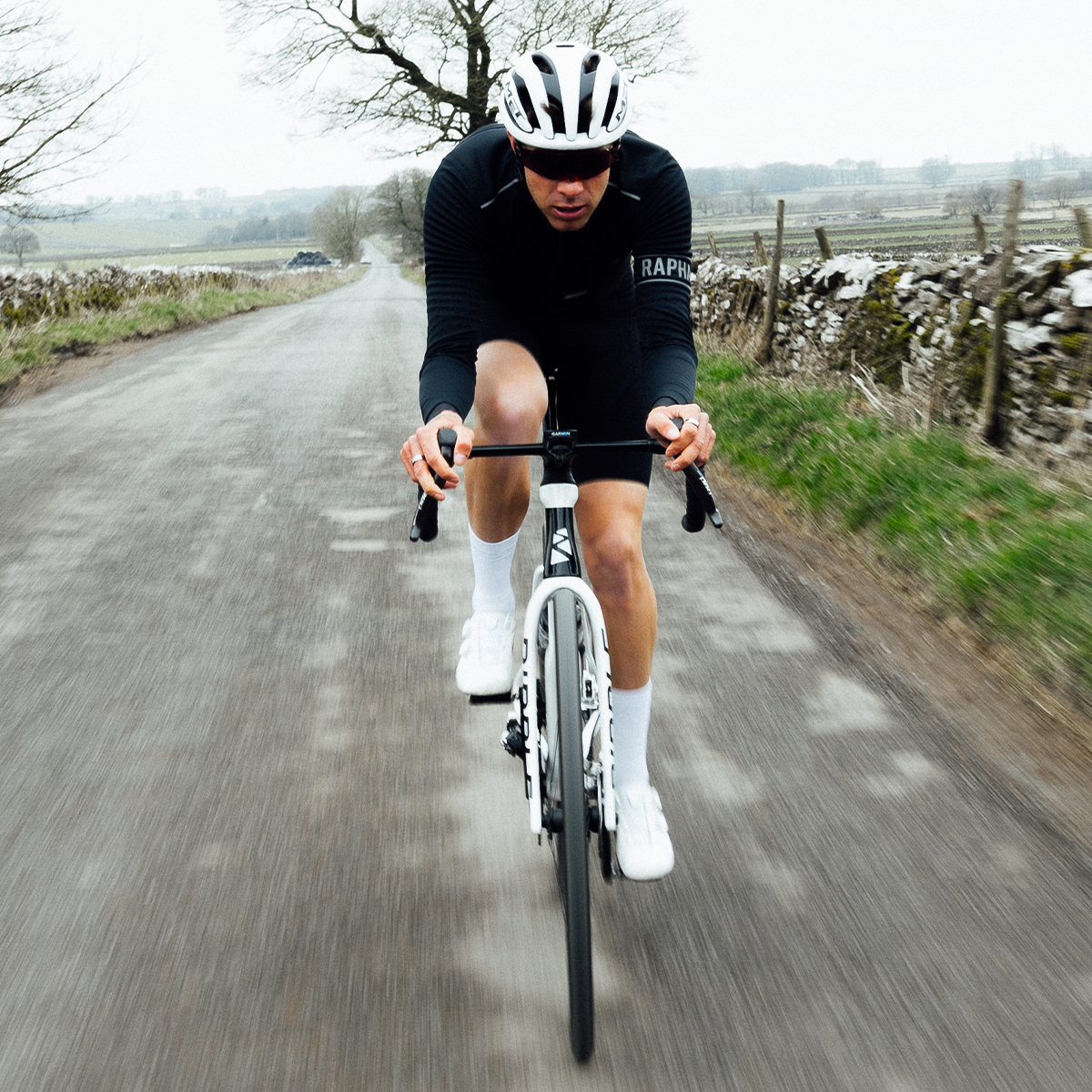 RibbleCycles's tweet photo. OUT-SPRINT.
Full gas. No mercy.
ULTRA-RACE. Power that punishes. https://t.co/m5VkmR8LEi
#OutSprint #ULTRARACE #RideRibble #SprintFinish #RaceReady #MaxWattage #NoCompromise #BlowPastTheBest https://t.co/sqF6fPBU5q
