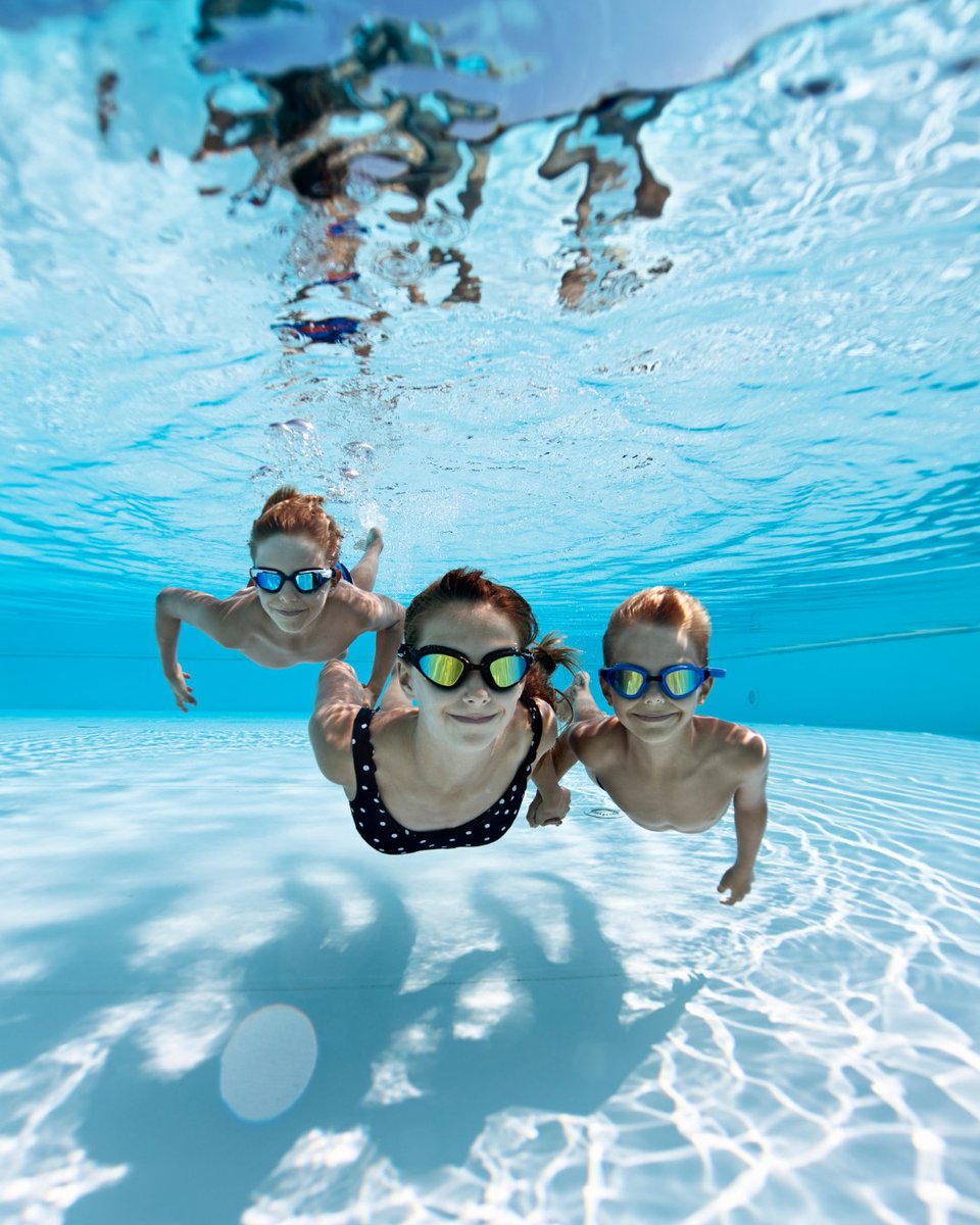 Our enclosed rooftop pool is perfect for quality time during the Memorial Day Sale. 

☀️BOOK NOW: Memorial Day Cyber Sale – from $199/night + breakfast. Link in Stories. Stay by 8/31/2025. Sale is valid 5/21/2025 - 5/27/2025.

#FamilyVacation #HoustonWithKids #HiltonPool
