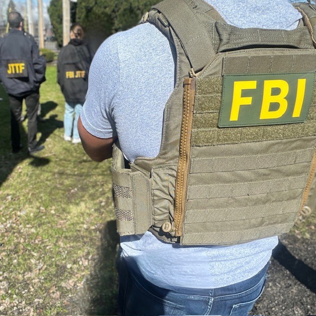 #FlashbackFriday: In 1980, #FBI New York created the Bureau’s first Joint Terrorism Task Force [JTTF]. That NYC squad went national- with one at each of the FBI's 55 field offices. 

Learn more on this 'Inside the FBI Podcast' episode:  fbi.gov/news/podcasts/…