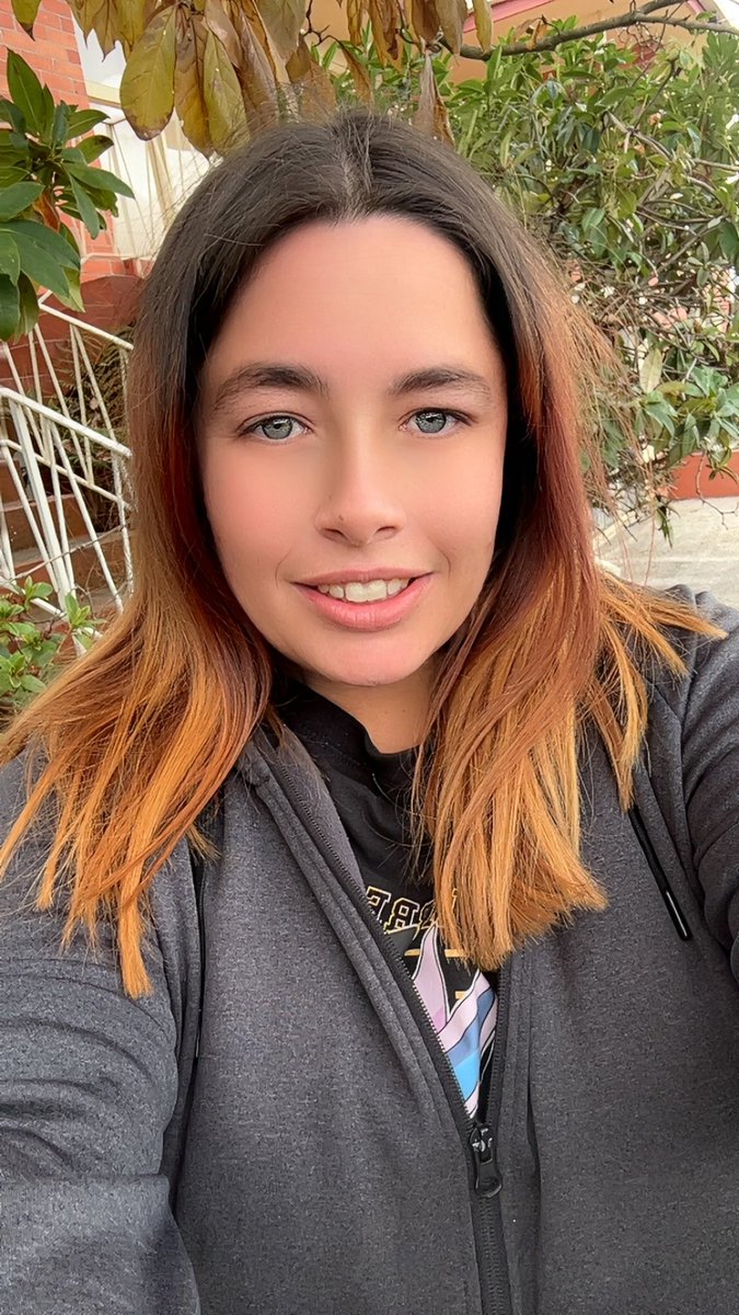 Slowly returning to my natural hair colour again! Dark brown again? Yay or nay?