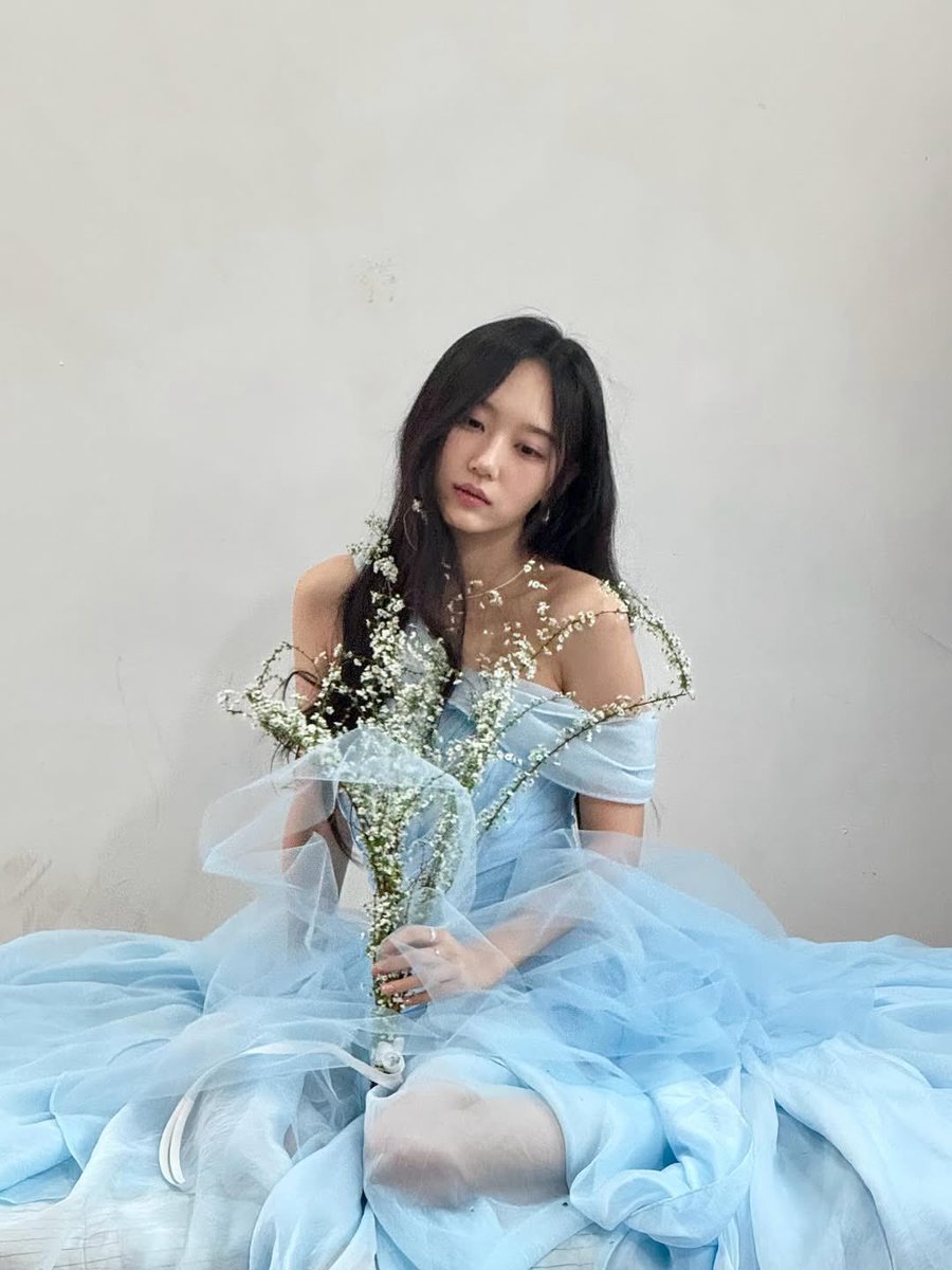 bsh_archive's tweet photo. 250523 인스타그램 게시물

🩵🐋🕊️🤍 https://t.co/Zsgym2D3KW