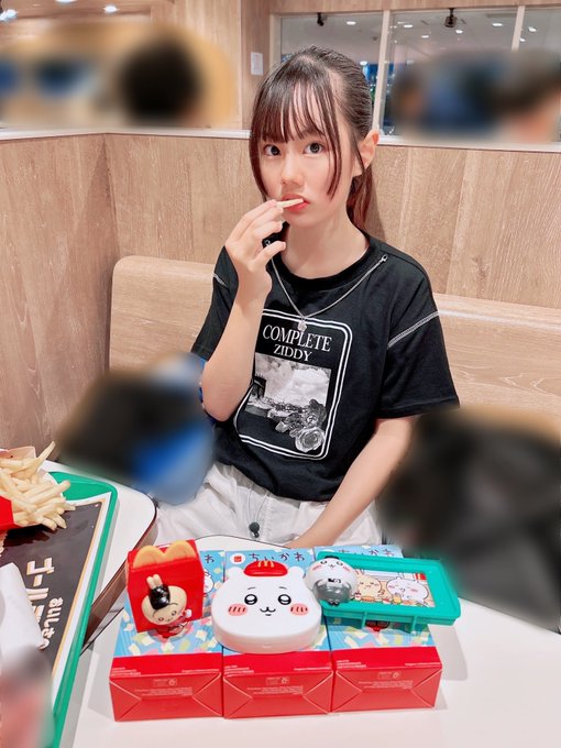 Twitterのコスプレ画像28